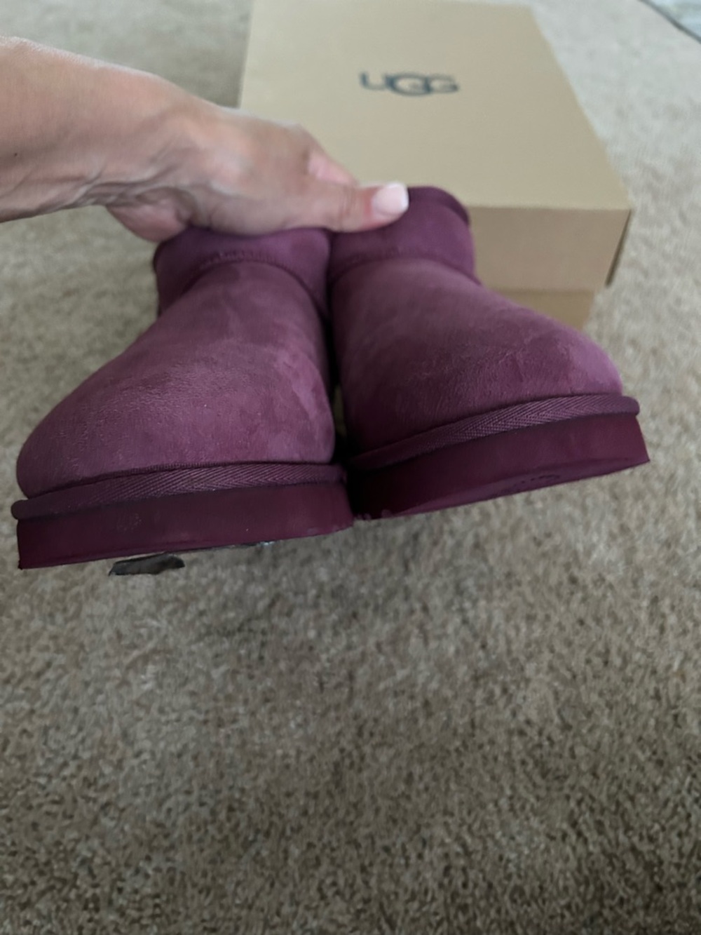 UGG ultra classic mini boots. - Picture 16 of 16